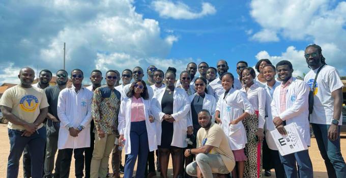 GOLD COAST MEDICAL FOUNDATION & KNUST OPTOMETRY STUDENTS